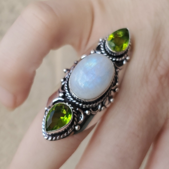 New Rainbow Moonstone & Peridot 925 Silver Statement Ring. - Picture 8 of 11